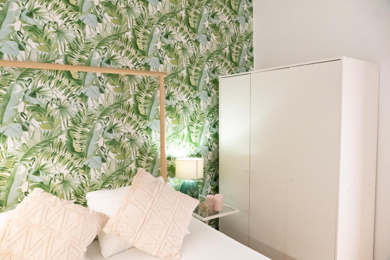 Gran Via Central Lovely Private Apt In The Heart Of Chueca Apartment Madrid Bagian luar foto
