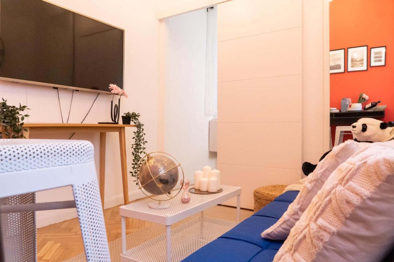 Gran Via Central Lovely Private Apt In The Heart Of Chueca Apartment Madrid Bagian luar foto