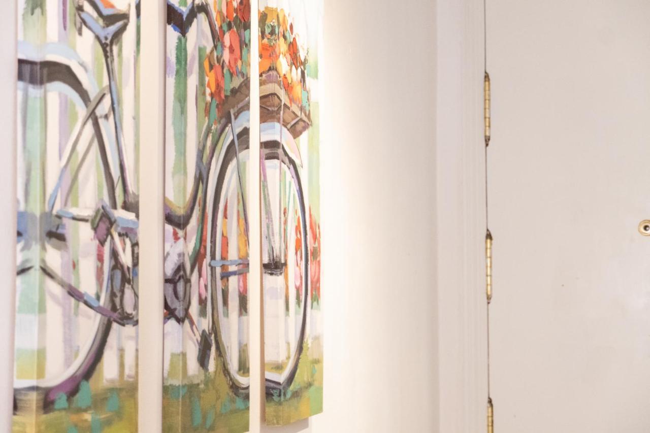 Gran Via Central Lovely Private Apt In The Heart Of Chueca Apartment Madrid Bagian luar foto
